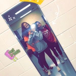 Meet your Posher, Hallie kate